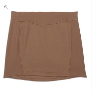 Lululemon scuba mini skirt size Large taupe